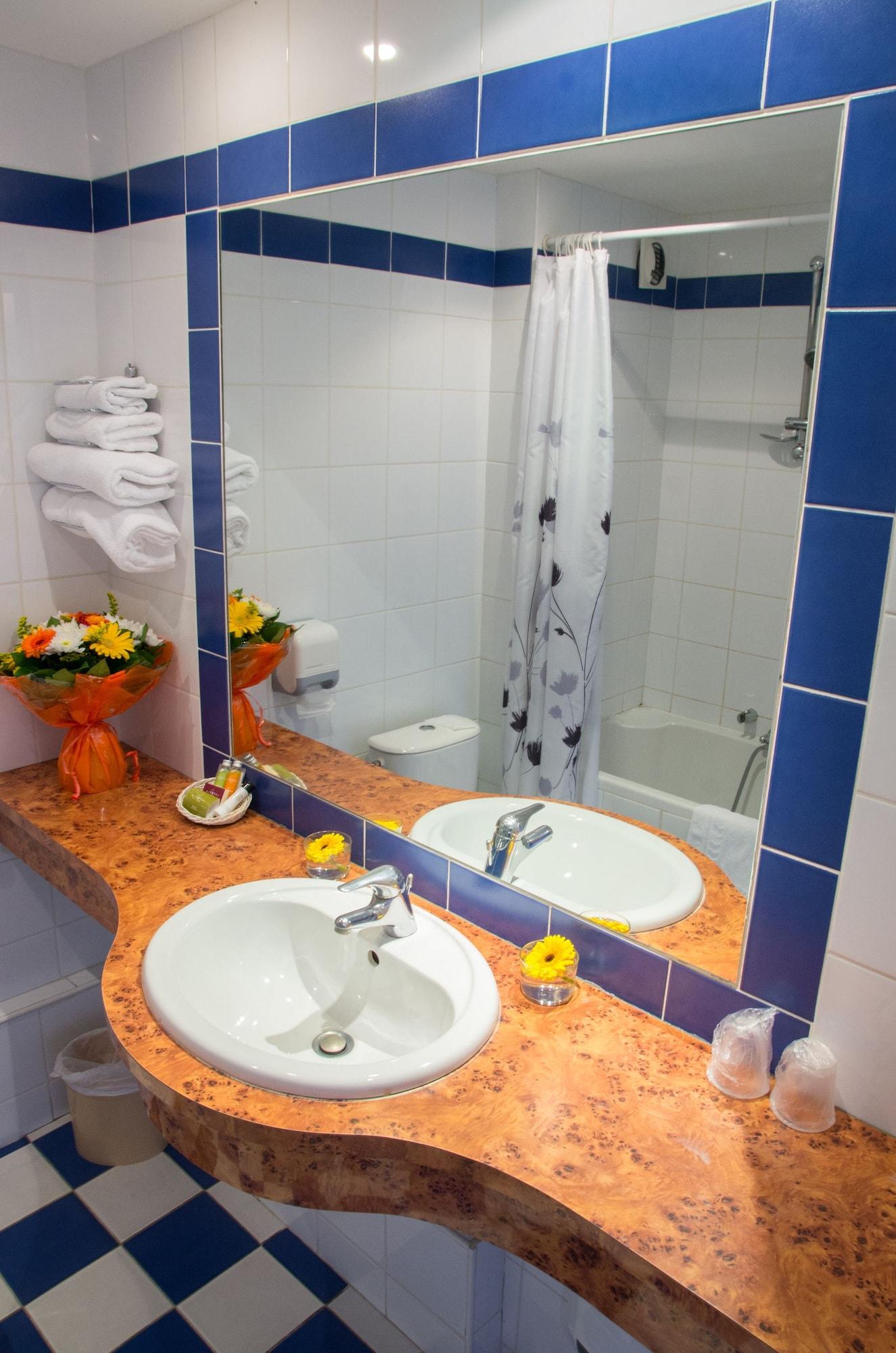 Cit'Hotel Avantici Gap Luaran gambar